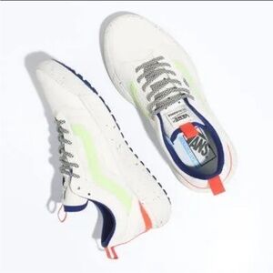 Vans Pop Ultrarange Exo Shoe (Marshmallow/Multi women’s 5 US Men’s 3.5